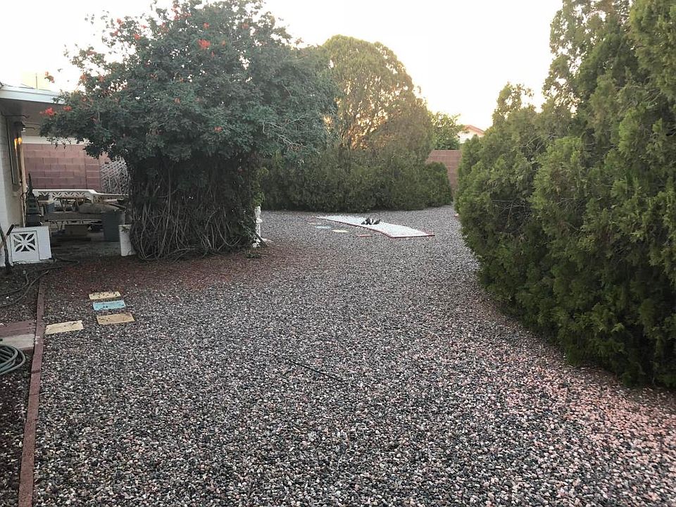 2nd image of 10202 W Clair Dr