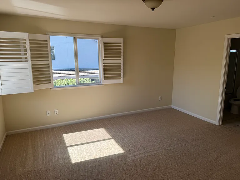 1427 Wyndham Ln — Photo 24
