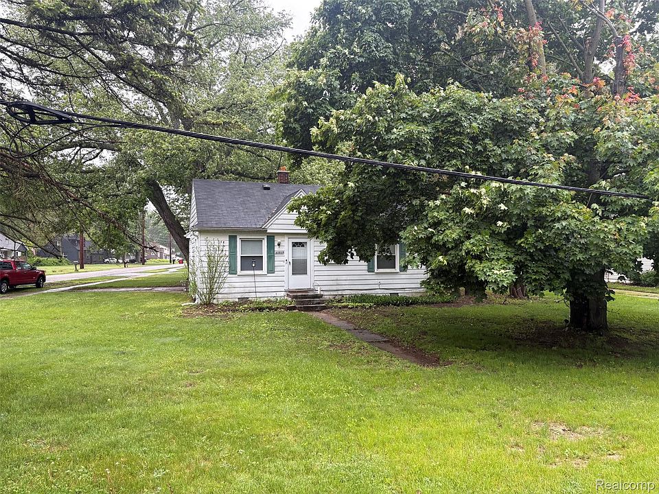1st image of 22517 Berg Rd