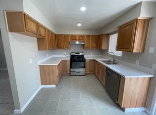 32150 Aurora Vista Rd APT B, Cathedral City, CA 92234