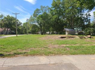 125 S Front St, Pleasant Hill, MO 64080