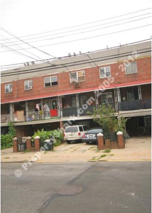1st image of 25-00 23rd Street