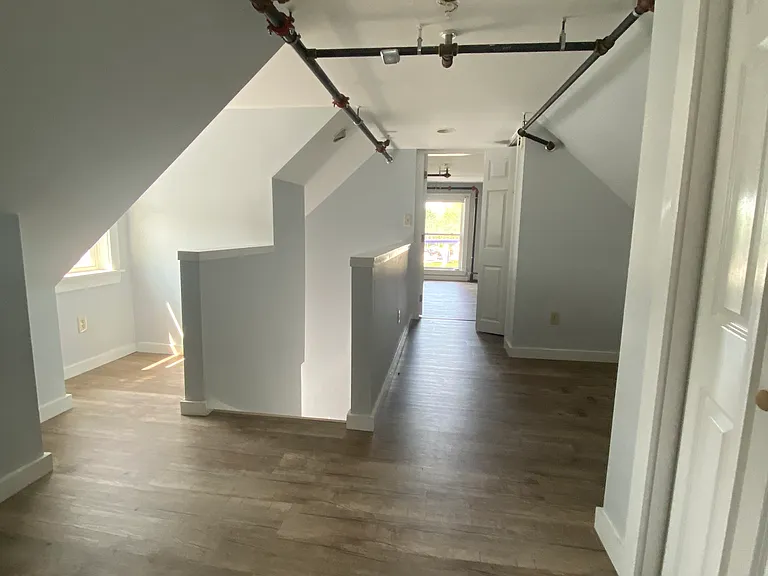 12 Main St #1 — Photo 5