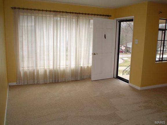 5th image of 9421 Arban Dr