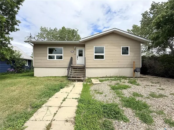 406 Main STREET, Climax, SK S0N 0N0