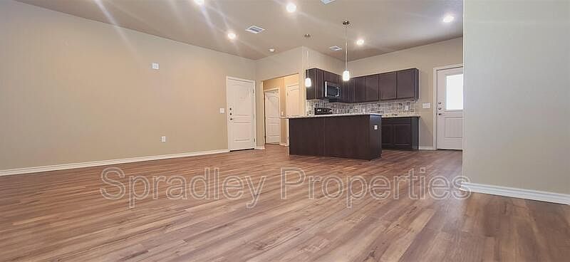 2nd image of 1032B Hibiscus Dr
