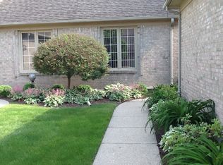 13540 Lillian Ln, Sterling Heights, MI 48313