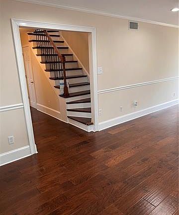 5th image of 4401 Laudun St