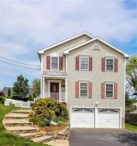 280 Soundview Ave, Fairfield, CT, 06825