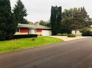 1022 Oak Grove Rd, Jackson, MI 49203