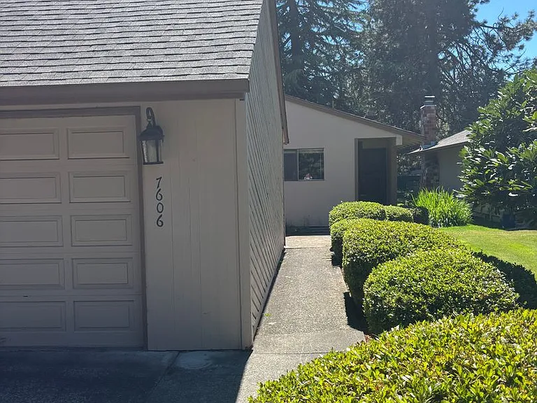 7606 NW 3rd Ave — Photo 1