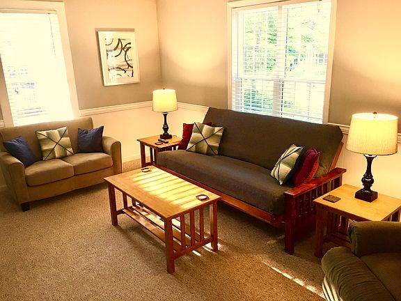 5th image of 344 Francis St