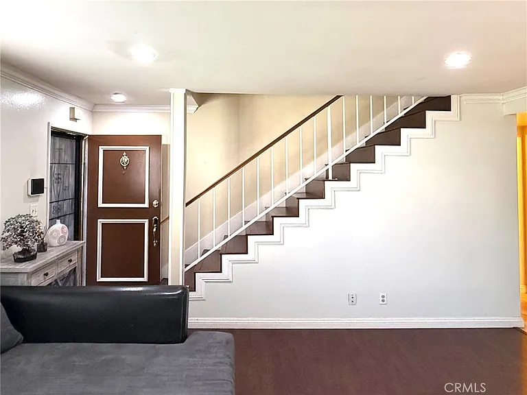 10651 Bell St — Photo 8