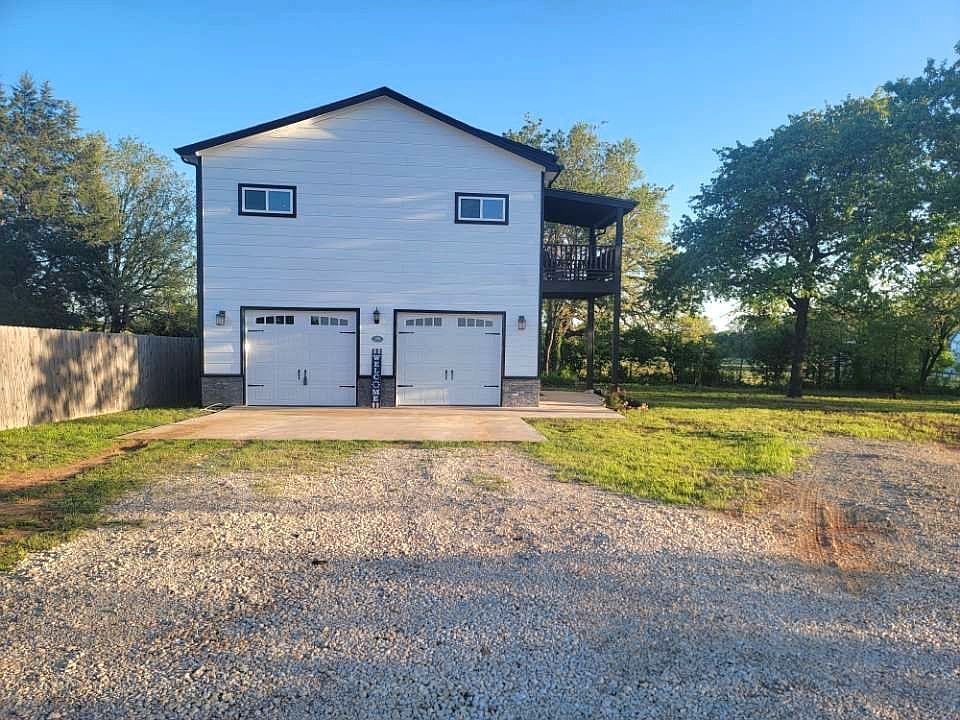 1st image of 150 Scarlet Oaks Dr