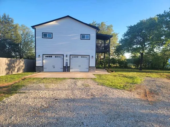 150 Scarlet Oaks Dr, Joshua, TX 76058