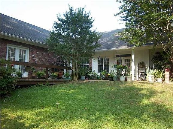 4th image of 205 Wildwood Blvd
