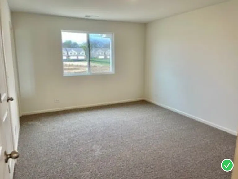 1137 Amber Dr — Photo 27