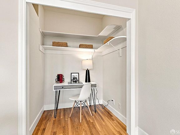 5th image of 930 Scott St APT 6