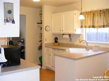 5th image of 5943 Oak Run St
