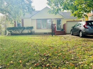 9501 E 68th St, Raytown, MO 64133