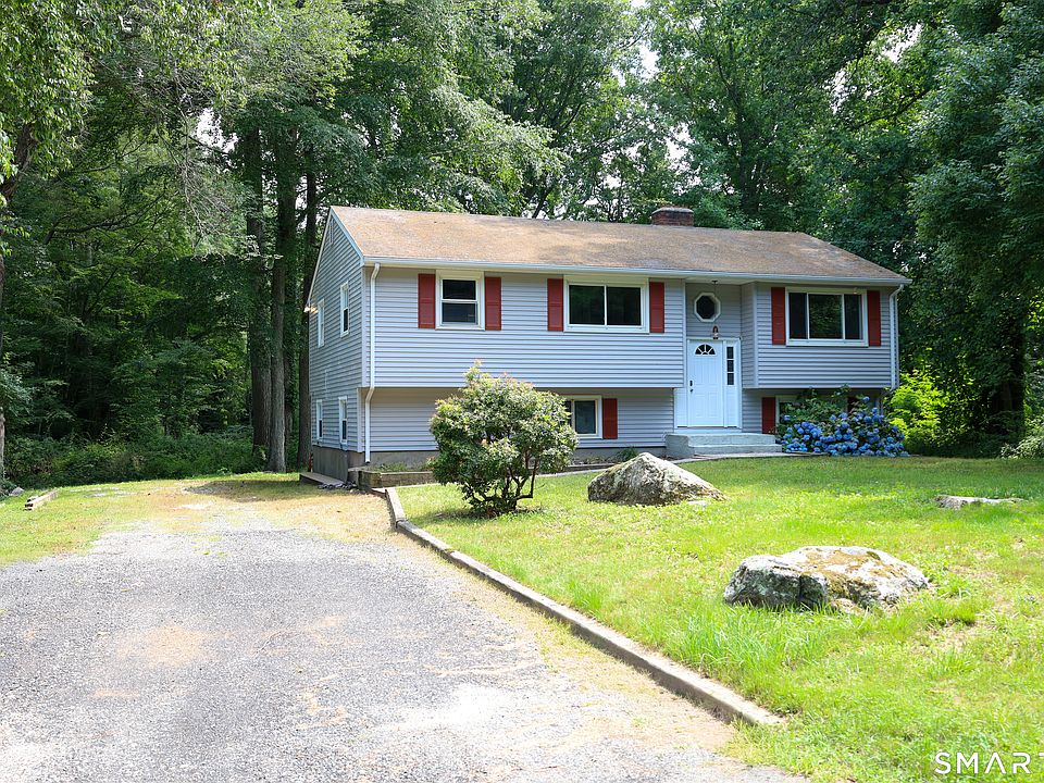 1st image of 13 Victoria Lane