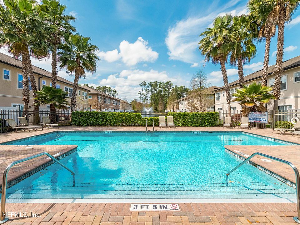 1st image of 11312 ESTANCIA VILLA Drive #1001