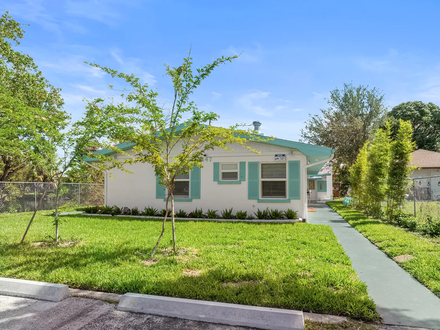 2147 Washington Ave — Photo 4