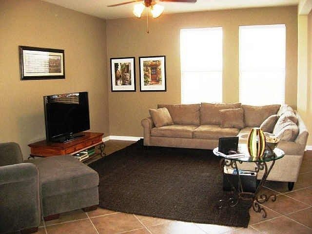 2nd image of 877 Caballero Ln