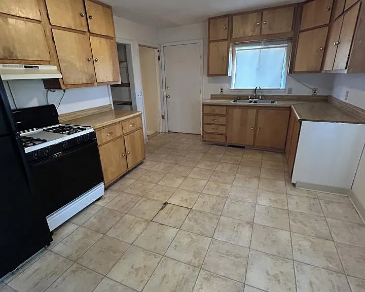 1316 Old Highway 10 W #1 — Photo 1