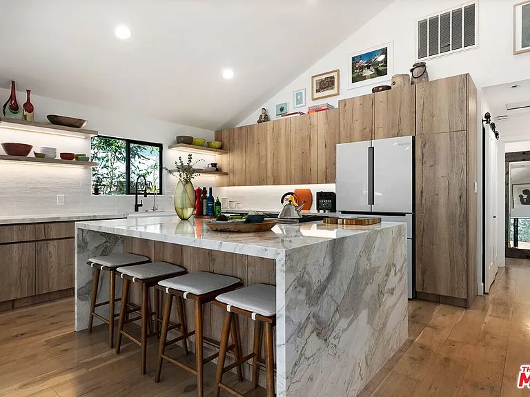 3640 Maplewood Ave — Photo 17