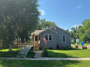 310 W Cedar St, Vermillion, SD 57069