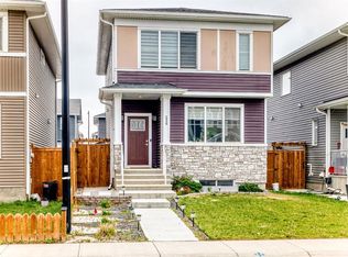 226 Chelsea Heath, Chestermere, AB T1X2N5