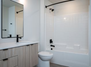 4905 SE Woodstock Blvd #411, Portland, OR 97206