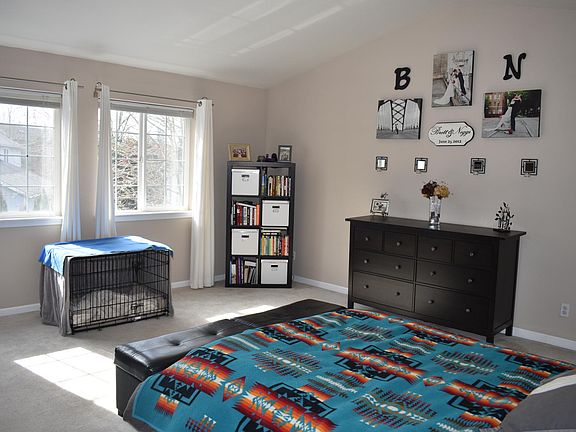 Master with vaulted ceiling