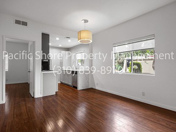 3rd image of 2238 Las Colinas Ave #101