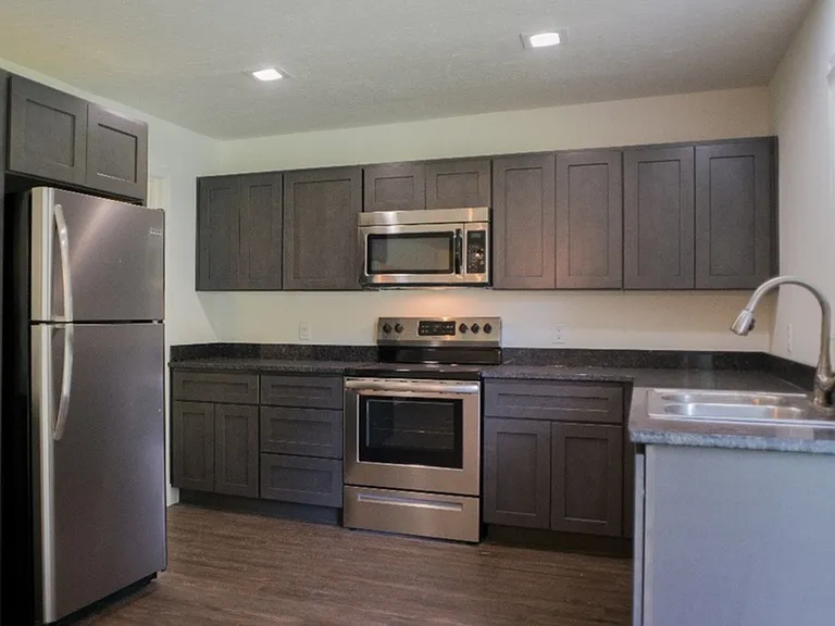 Trails End Apartments — Photo 12