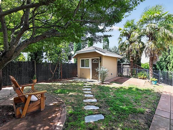 5th image of 231 Sutter View Ct