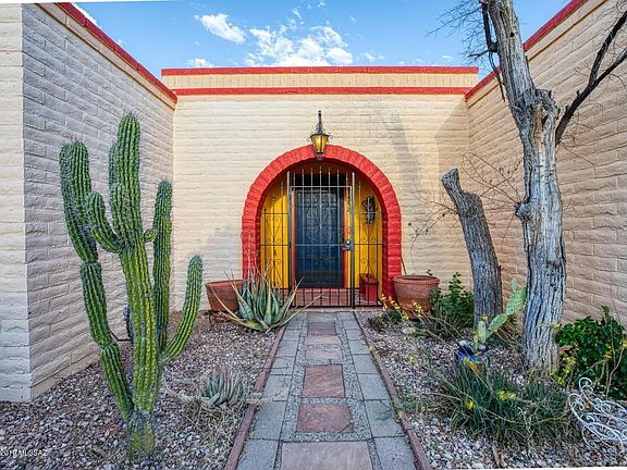 4th image of 6208 N Placita Pomona