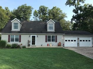 2615 Robin Ct, Zanesville, OH 43701