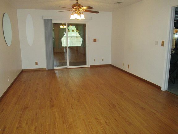 3rd image of 1341 Cheney Hwy