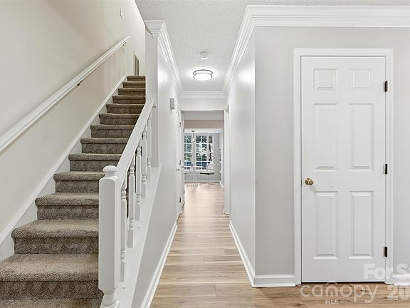 3rd image of 12208 Woodbend Dr
