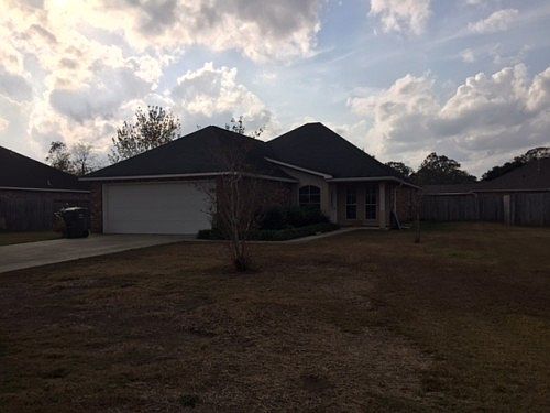 1st image of 16331 Greenwood Dr