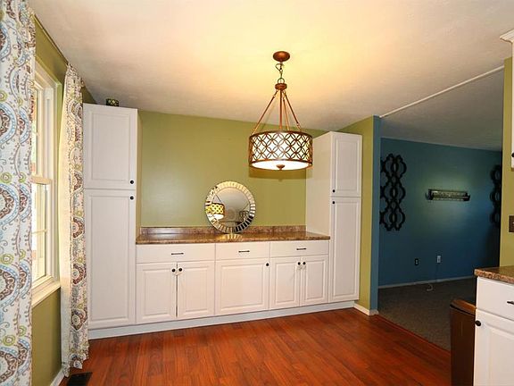 5th image of 4258 Copperfield Ln