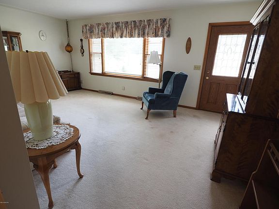4th image of 600 Churchill Dr
