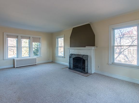 2nd image of 5915 N Nina Ave