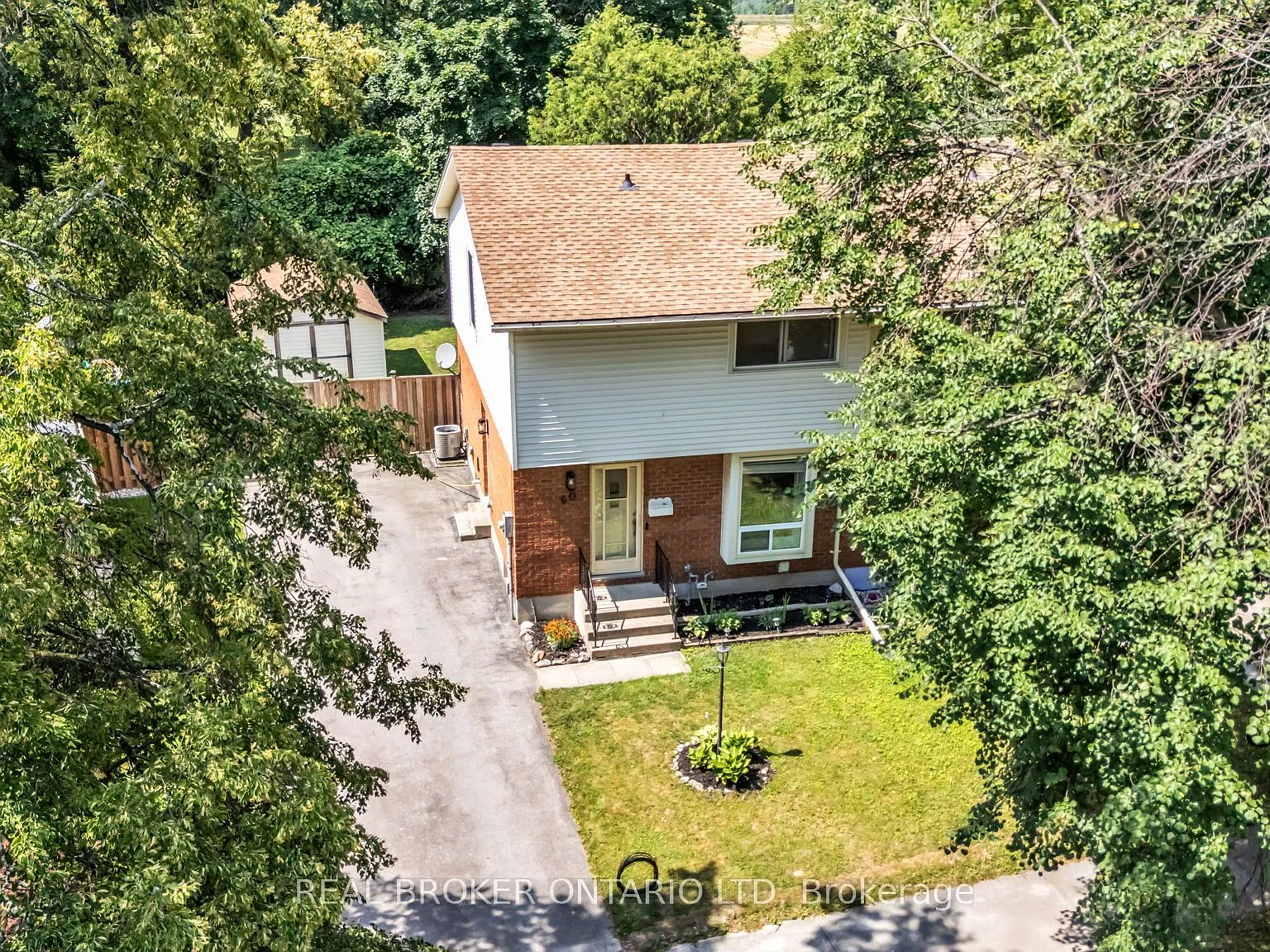 4 bed, $2,500 — Photo 4