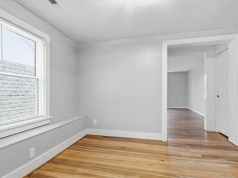 507 W Main St #B — Photo 12