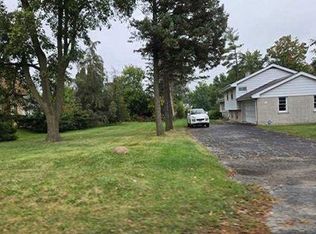 119 Ogden Ave, Clarendon Hills, IL 60514