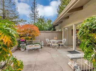 19401 Vineyard Ln, Saratoga, CA 95070