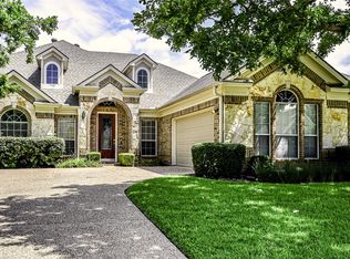 2415 Green Meadow Dr, Sachse, TX 75048